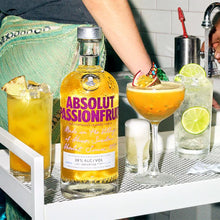 Charger l'image dans la galerie, ABSOLUT PASSIONFRUIT 38% 1L