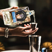 Charger l'image dans la galerie, HERRADURA SILVER 1 L