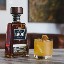 Charger l'image dans la galerie, 1800 AÑEJO 38% 70CL

