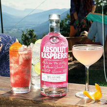 Charger l'image dans la galerie, ABSOLUT RASPBERRI 38% 1L
