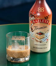 Charger l'image dans la galerie, BAILEY'S TIRAMISU 17% 1L
