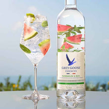 Charger l'image dans la galerie, GREY GOOSE ESSENCES WATERMELON &amp; BASIL 30% 1L
