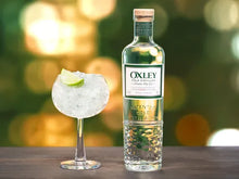 Charger l'image dans la galerie, OXLEY LONDON DRY GIN 47% 1 L
