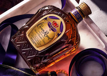 Charger l&#39;image dans la galerie, CROWN ROYAL FINE DE LUXE 1L
